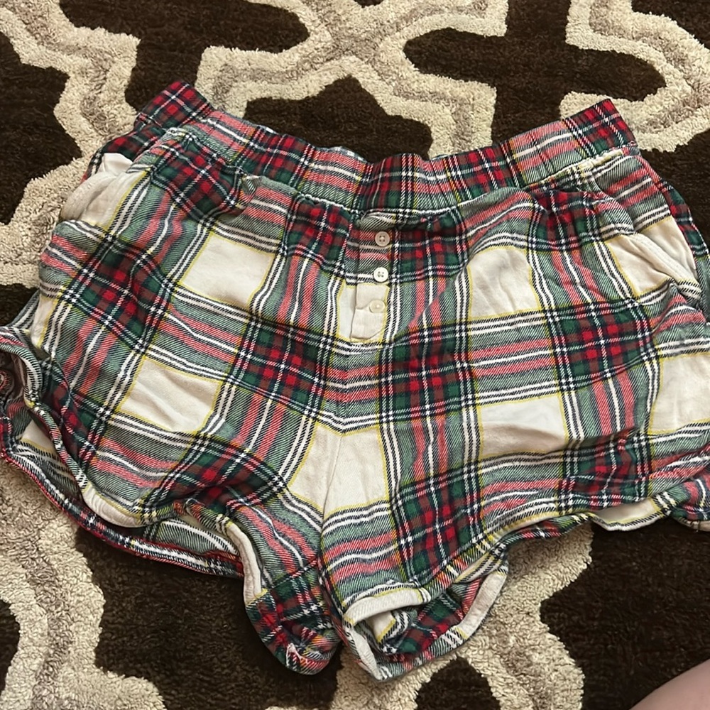 Plaid pajama shorts